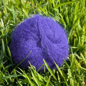 Pelotes 80% Angora 20% mérinos encre