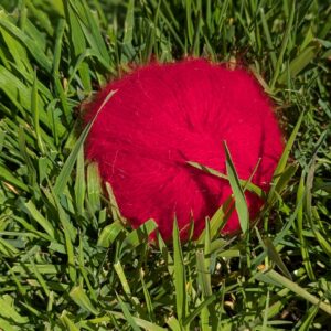 Pelotes 80% Angora 20% mérinos Rubis