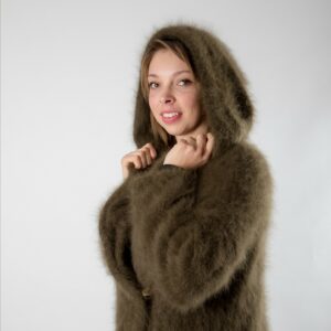 Gilet a Capuche 100% Angora Kaki